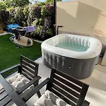 דירה Relaxing Garden Cristianos Con Jacuzzi Y Barbacoa ארונה