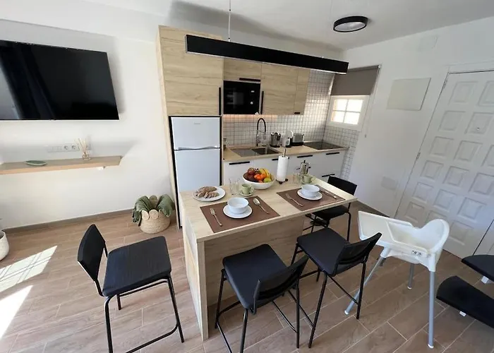 Relaxing Garden Cristianos Con Jacuzzi Y Barbacoa