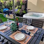 Relaxing Garden Cristianos Con Jacuzzi Y Barbacoa أرونا