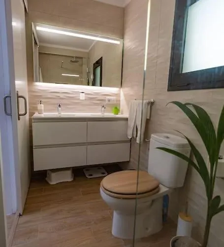 Apartman Relaxing Garden Cristianos Con Jacuzzi Y Barbacoa