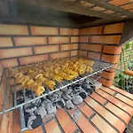 Relaxing Garden Cristianos Con Jacuzzi Y Barbacoa Lejlighed *